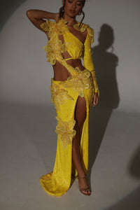 The ARIANNA 3D Flower Sequin Maxi Dress in Yellow