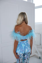 Load image into Gallery viewer, The DEWELLE Sequin Trousers and Top with Feathers
