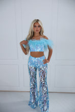 Load image into Gallery viewer, The DEWELLE Sequin Trousers and Top with Feathers