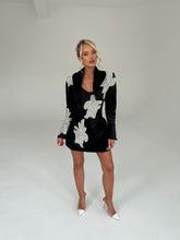 Load image into Gallery viewer, The ELOUISE Cropped Blazer