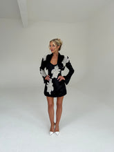 Load image into Gallery viewer, The ELOUISE Cropped Blazer