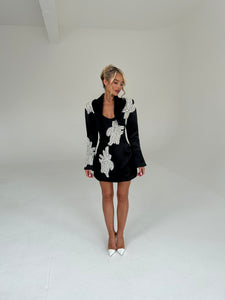 The ELOUISE Cropped Blazer